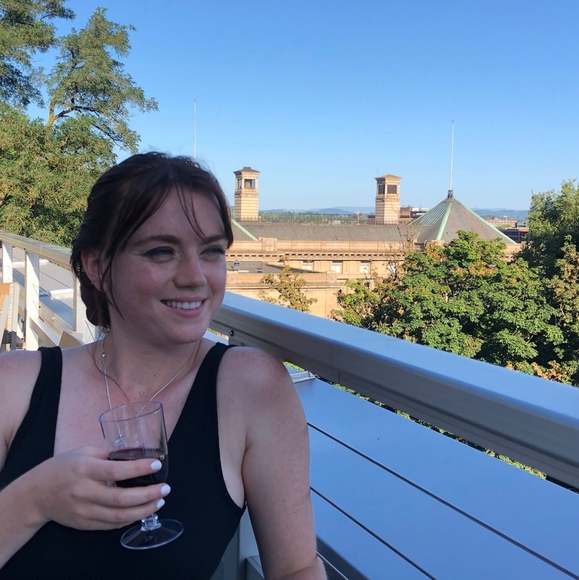 Meet your Posher, Dennise - Picture 5 of 10